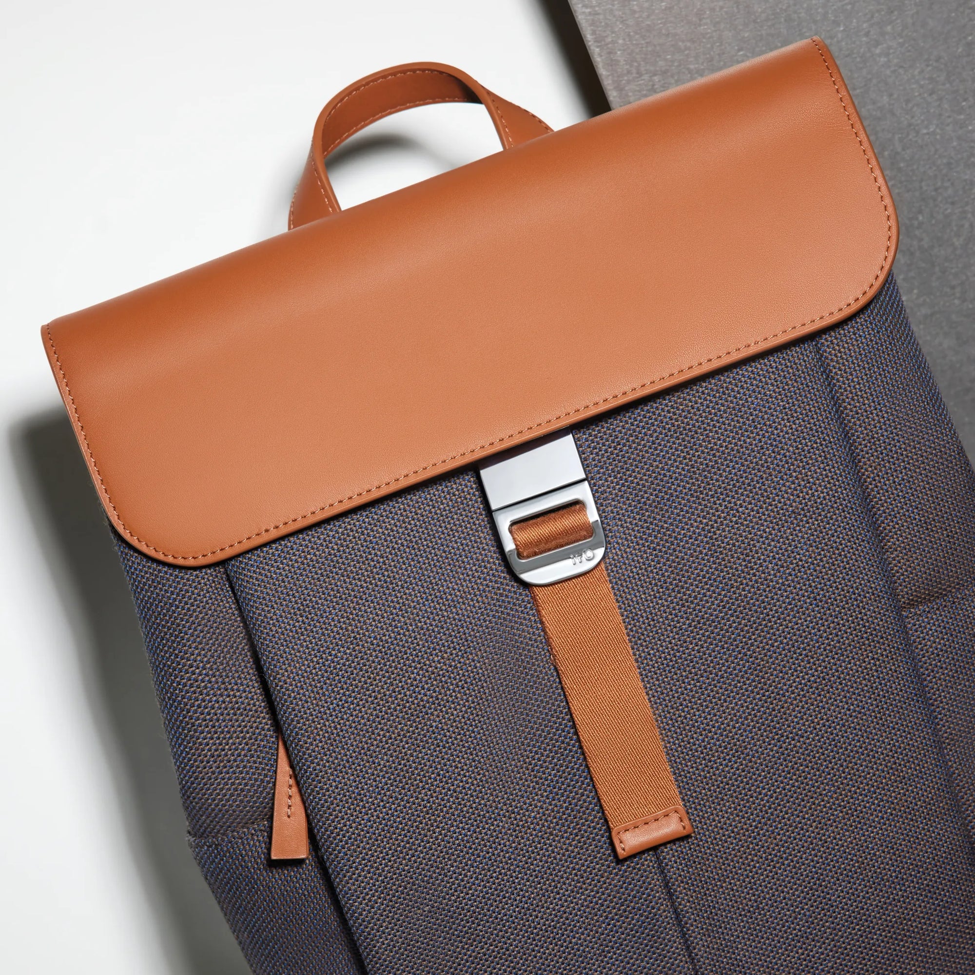 porcini-Premium_Full-Grain_Leather